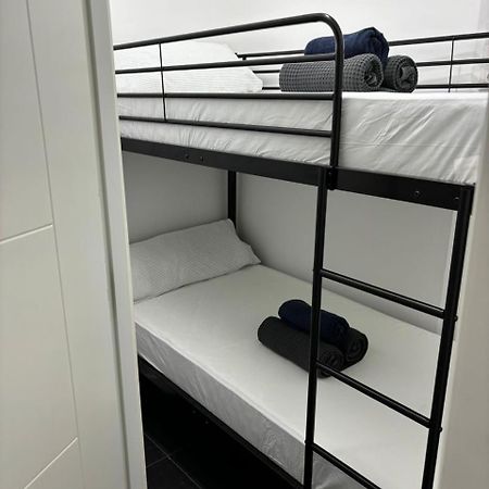 Local Adaptado Madrid Ngoại thất bức ảnh