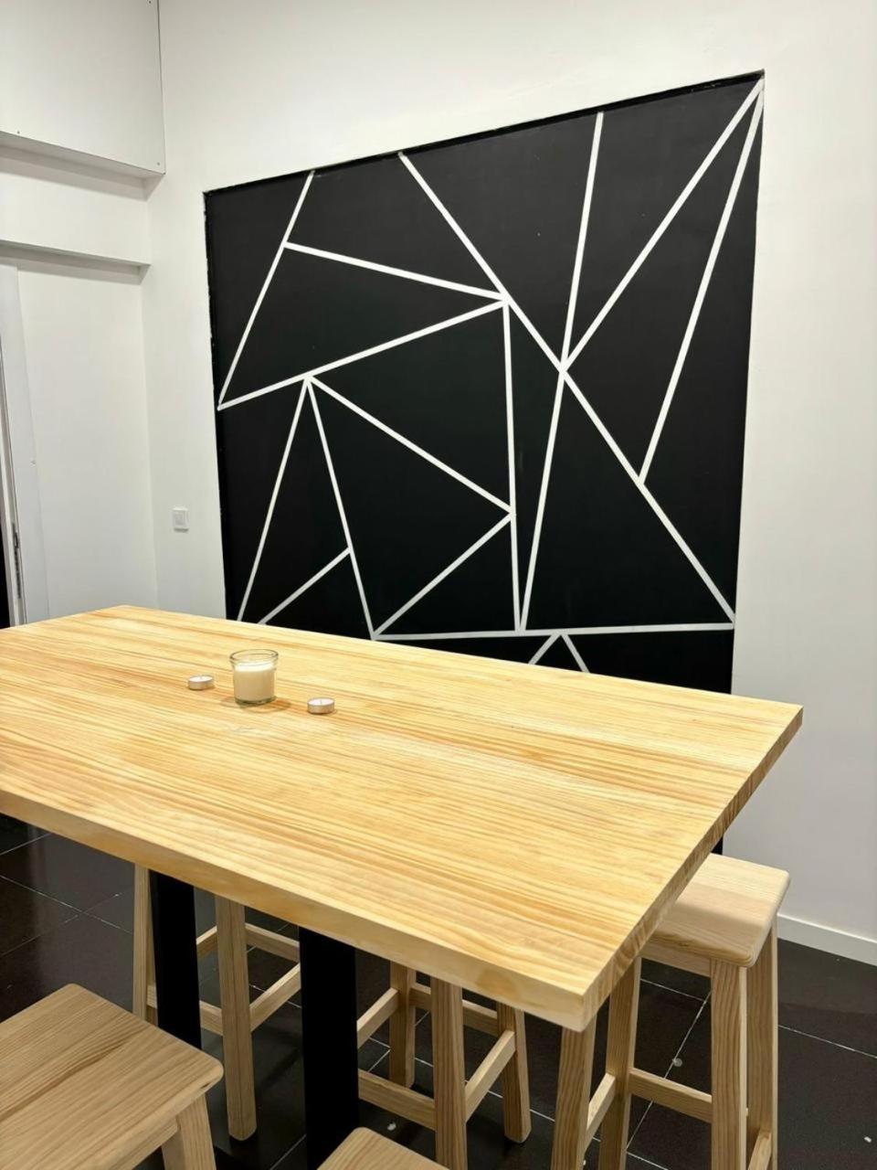 Local Adaptado Madrid Ngoại thất bức ảnh